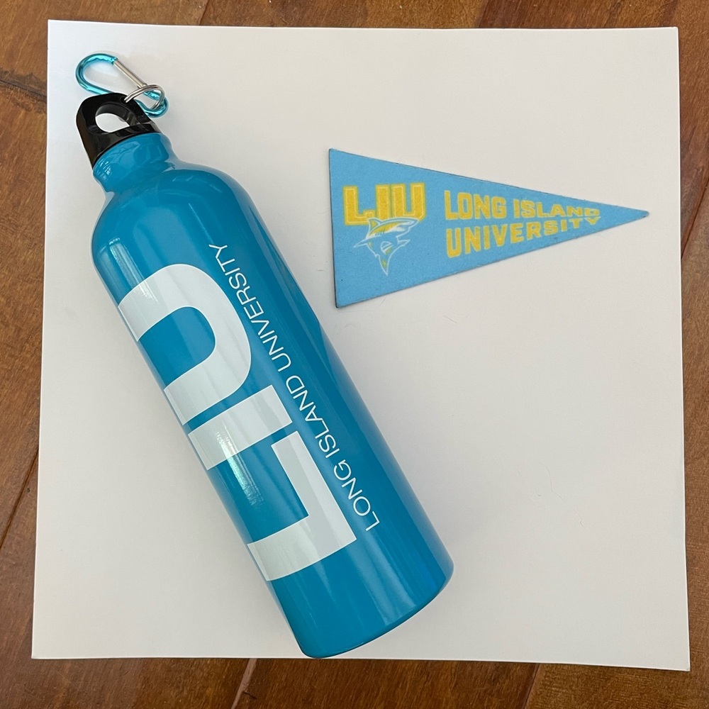 NEW Long Island University Ariel Water Bottle Carabiner & Felt Magnet LIU